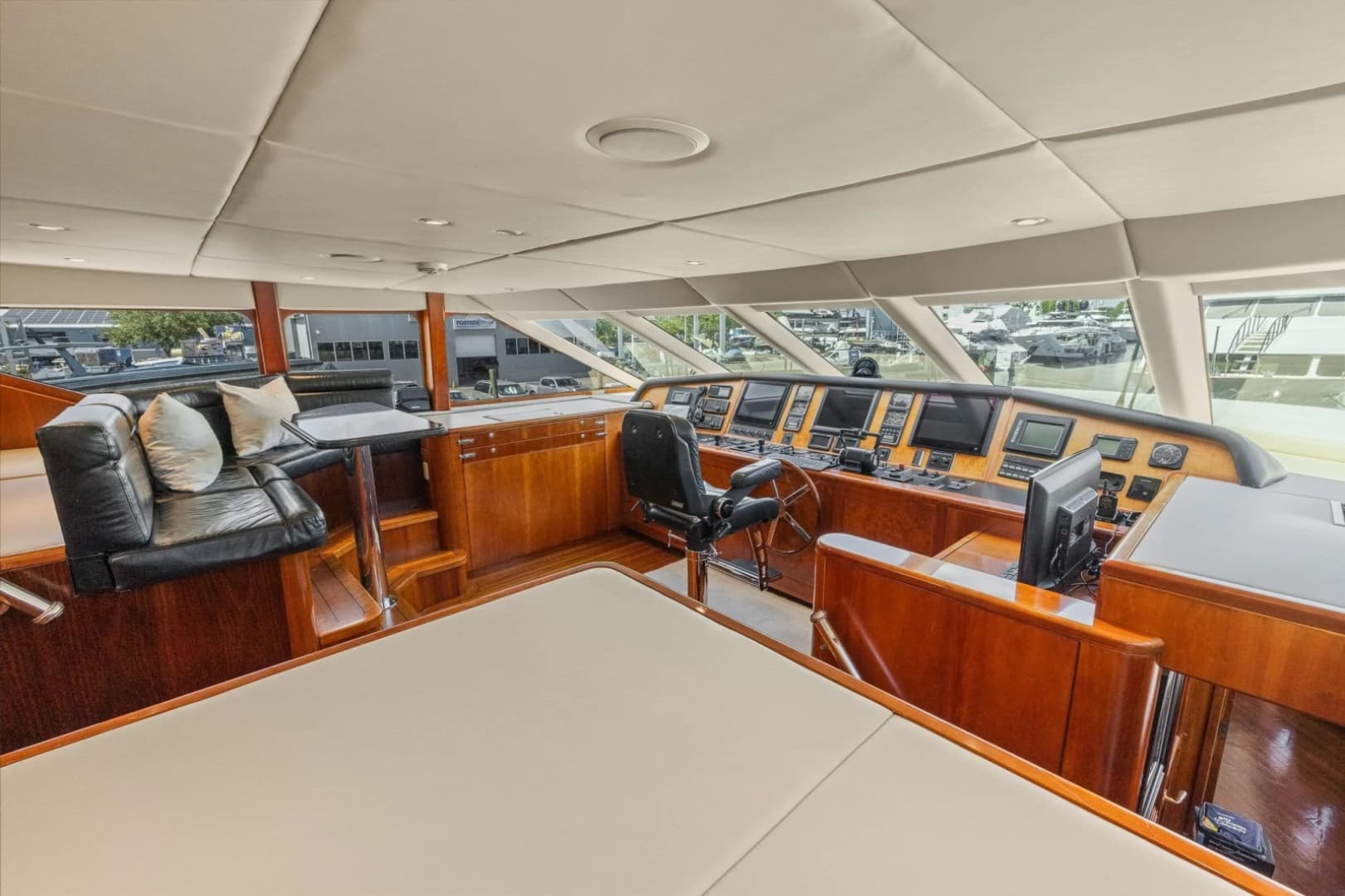 1999 Trinity Yachts Raised Pilothouse
