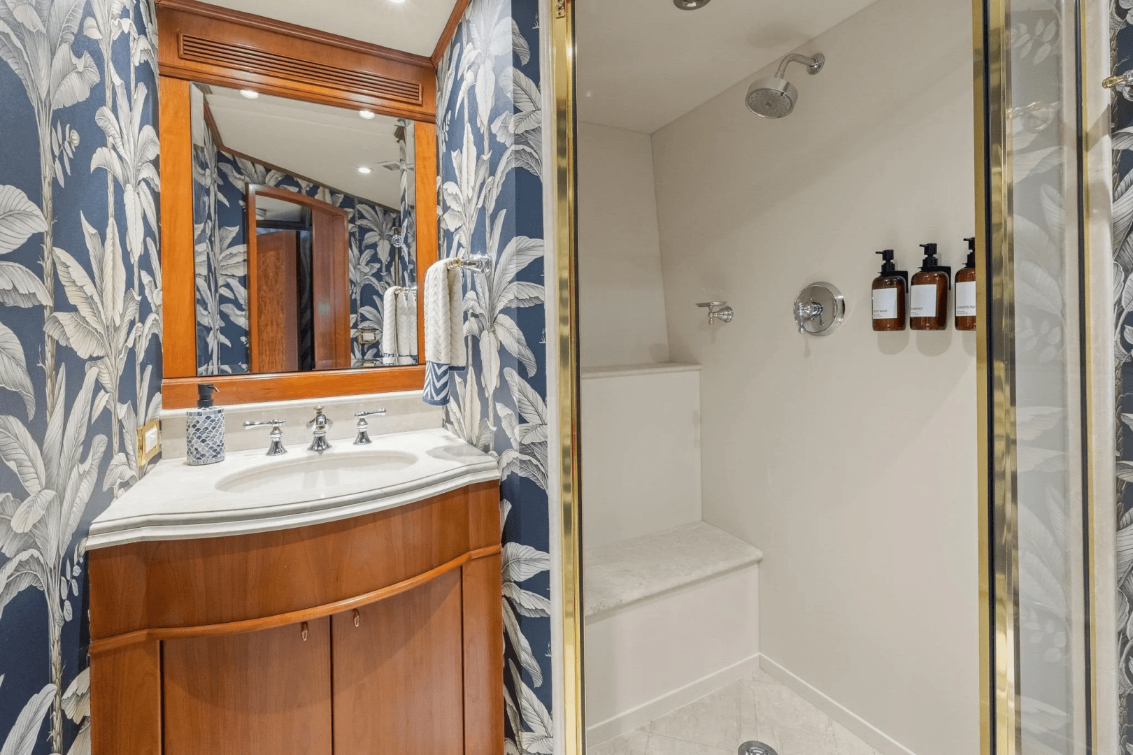 1999 Trinity Yachts Raised Pilothouse