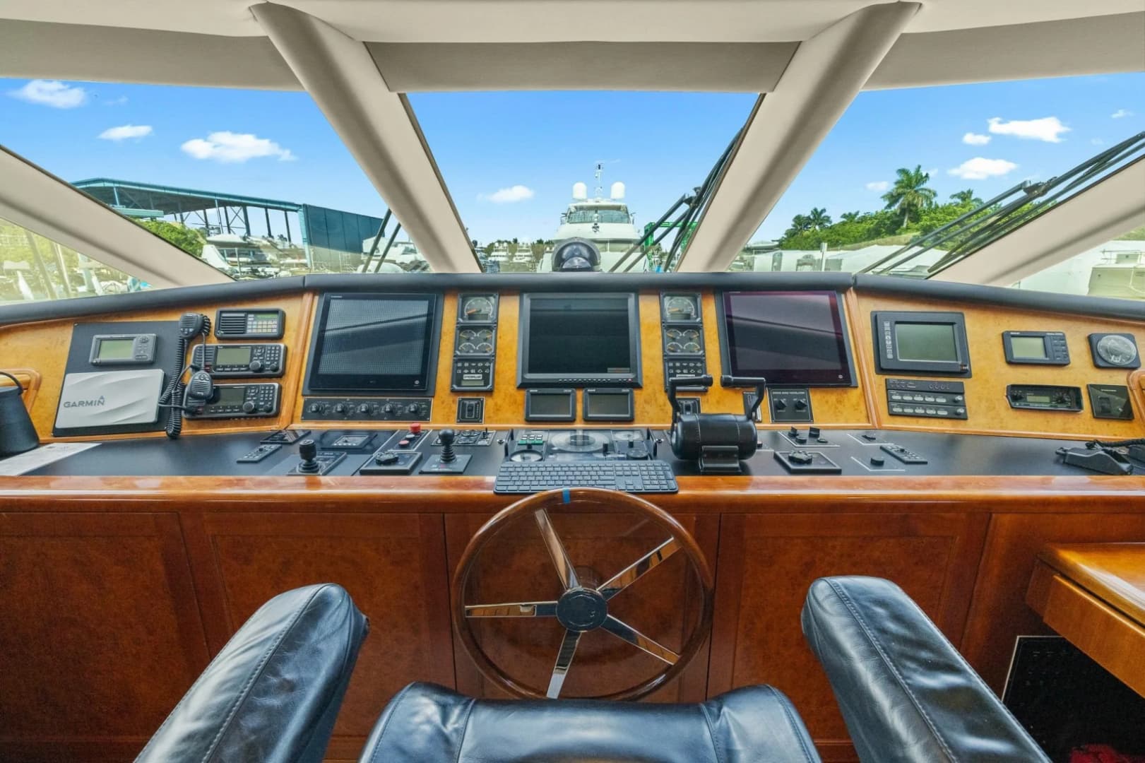 1999 Trinity Yachts Raised Pilothouse