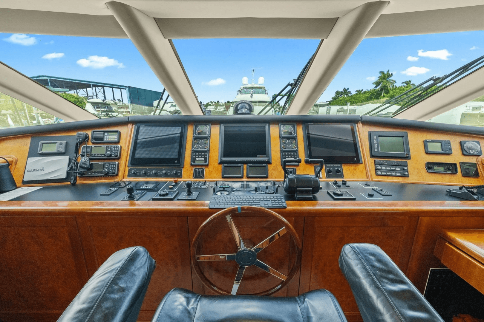 1999 Trinity Yachts Raised Pilothouse