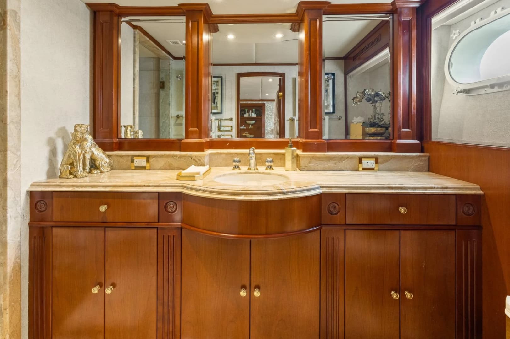 1999 Trinity Yachts Raised Pilothouse
