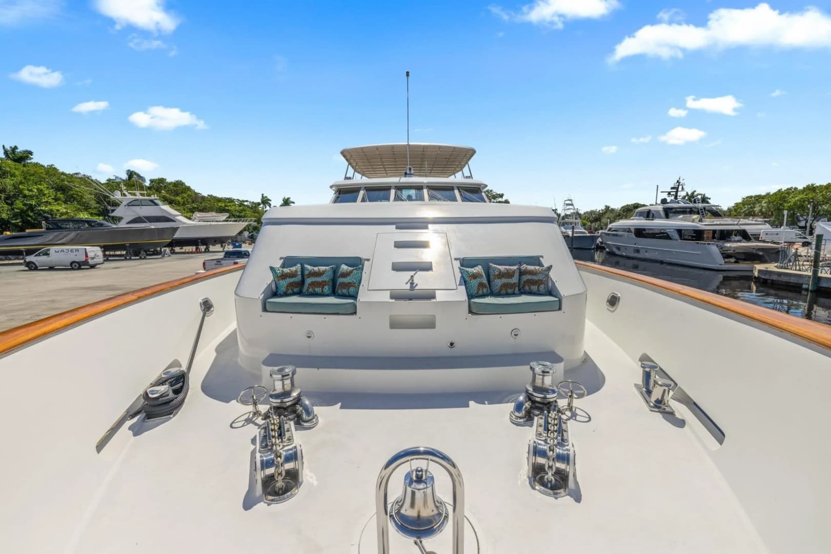 1999 Trinity Yachts Raised Pilothouse
