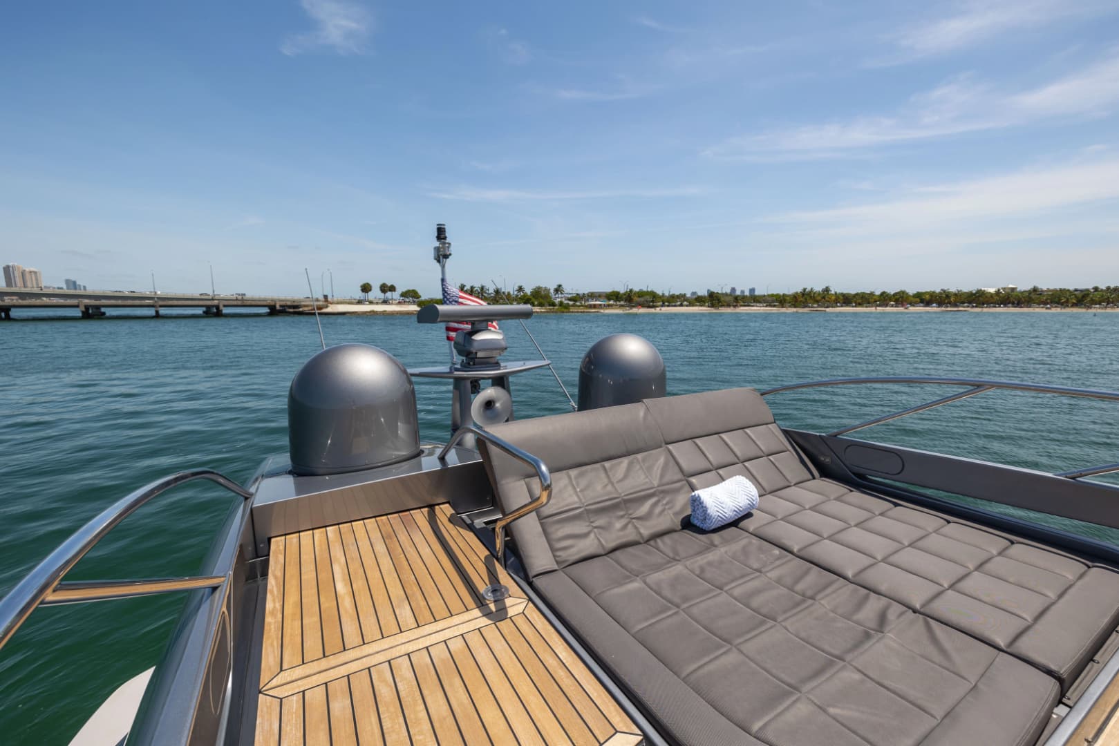 2017 Pershing 82 VHP