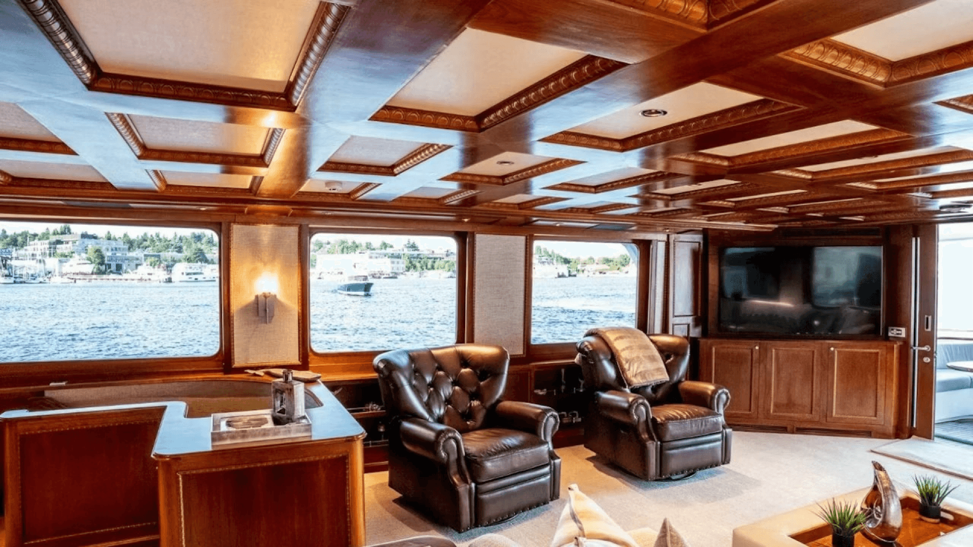 1993 Queenship Explorer