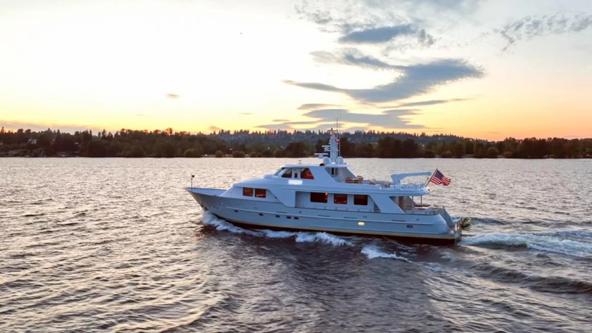 1993 Queenship Explorer