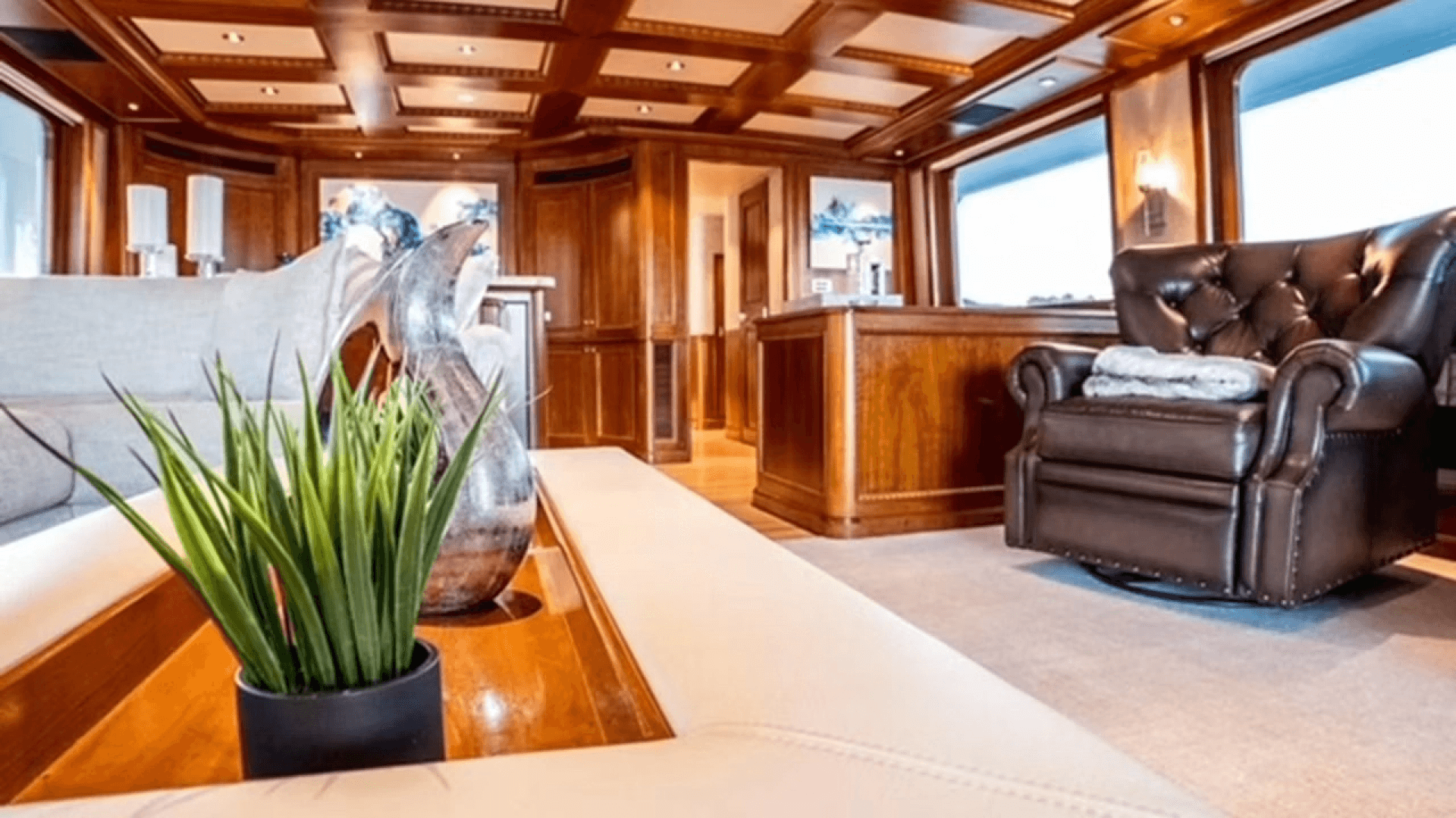 1993 Queenship Explorer