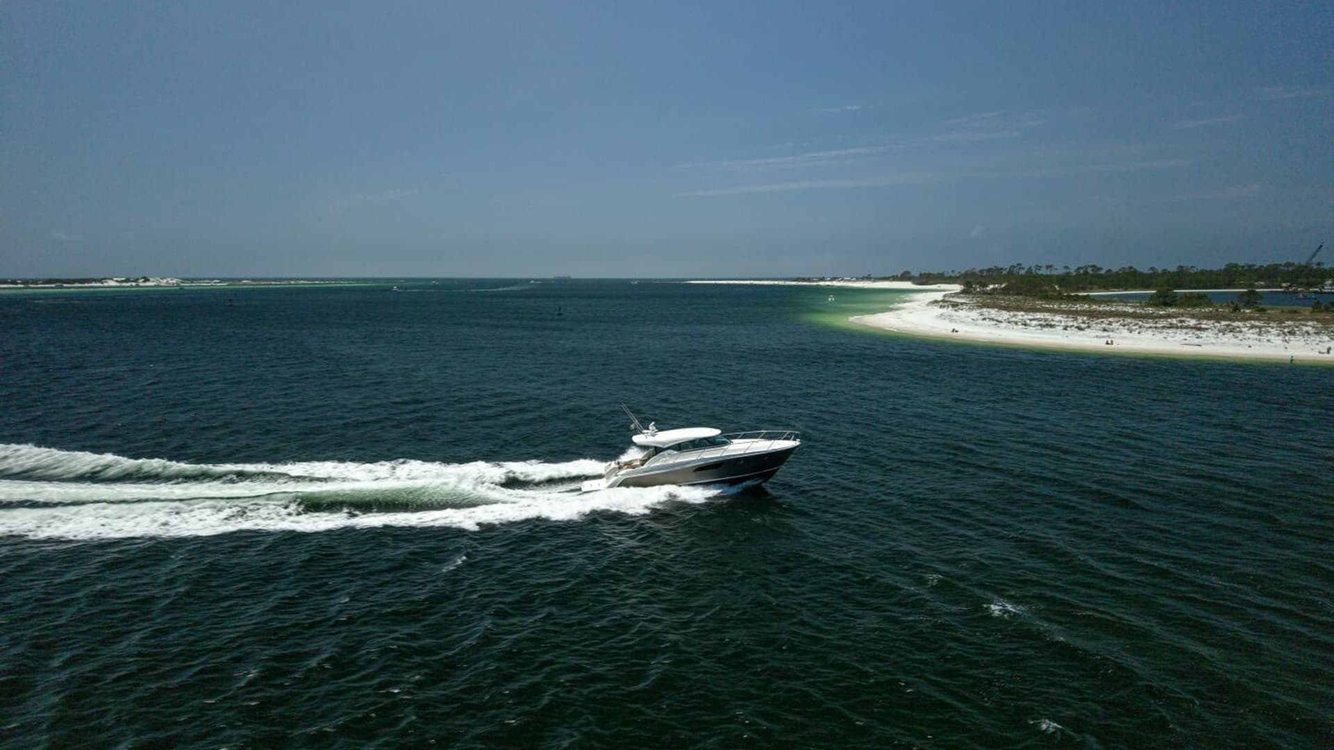 2015 Tiara Yachts 44 Coupe- SILVER LINING- Running 