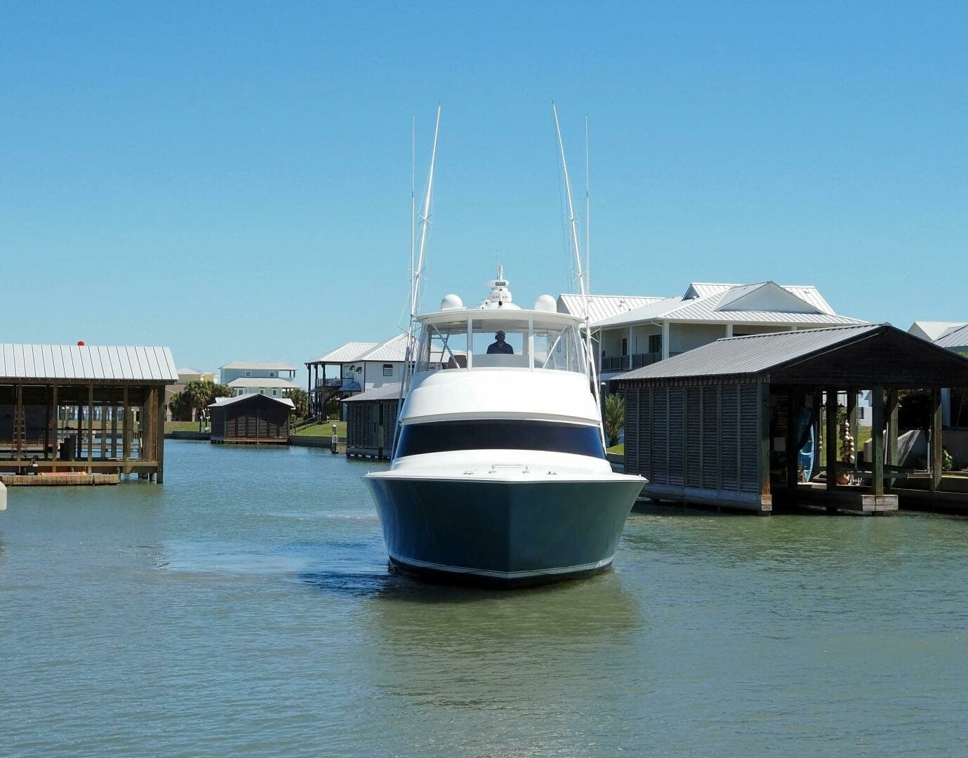 2017 Viking 52 Convertible 