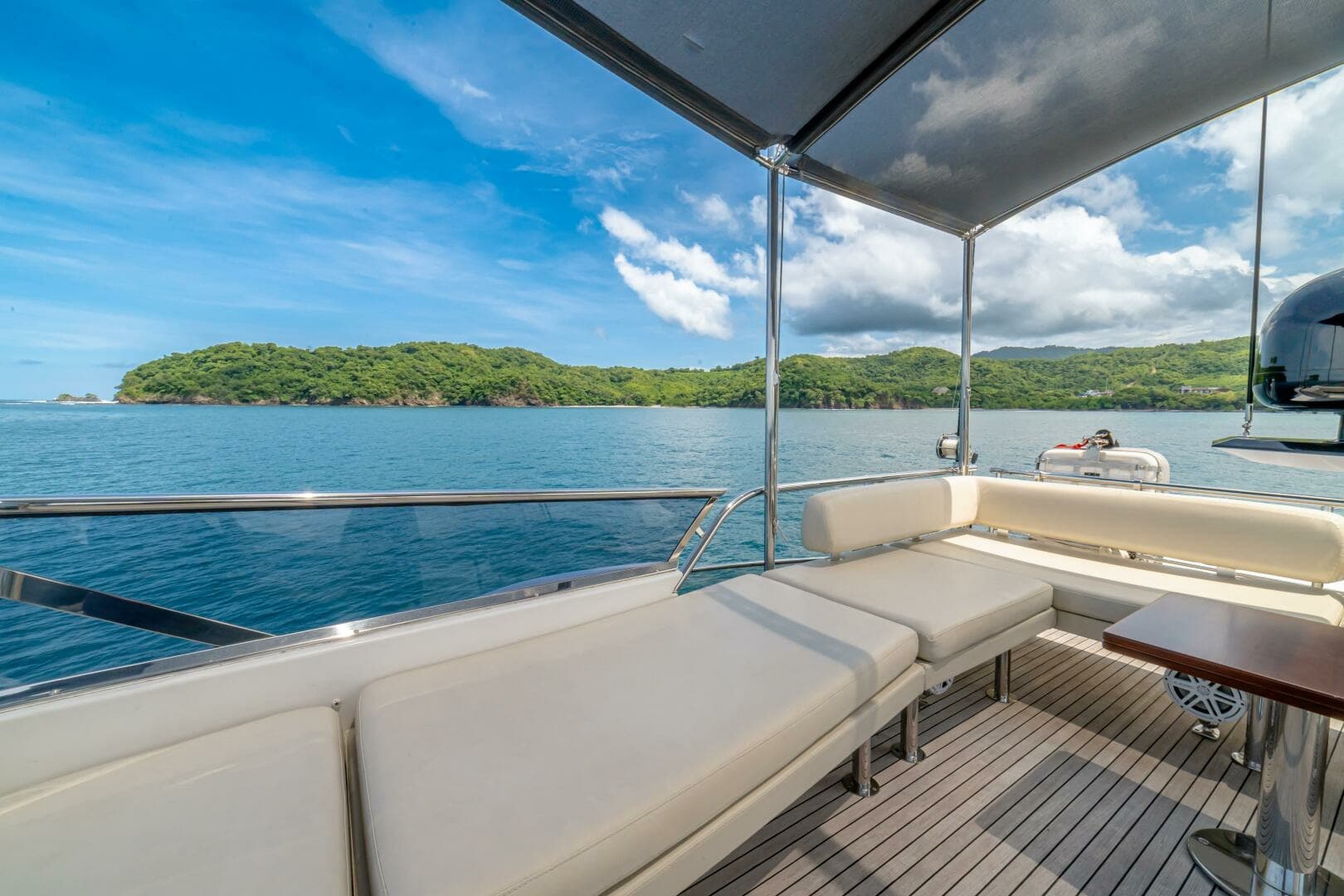 2017 Azimut 77 "Carpe Diem"