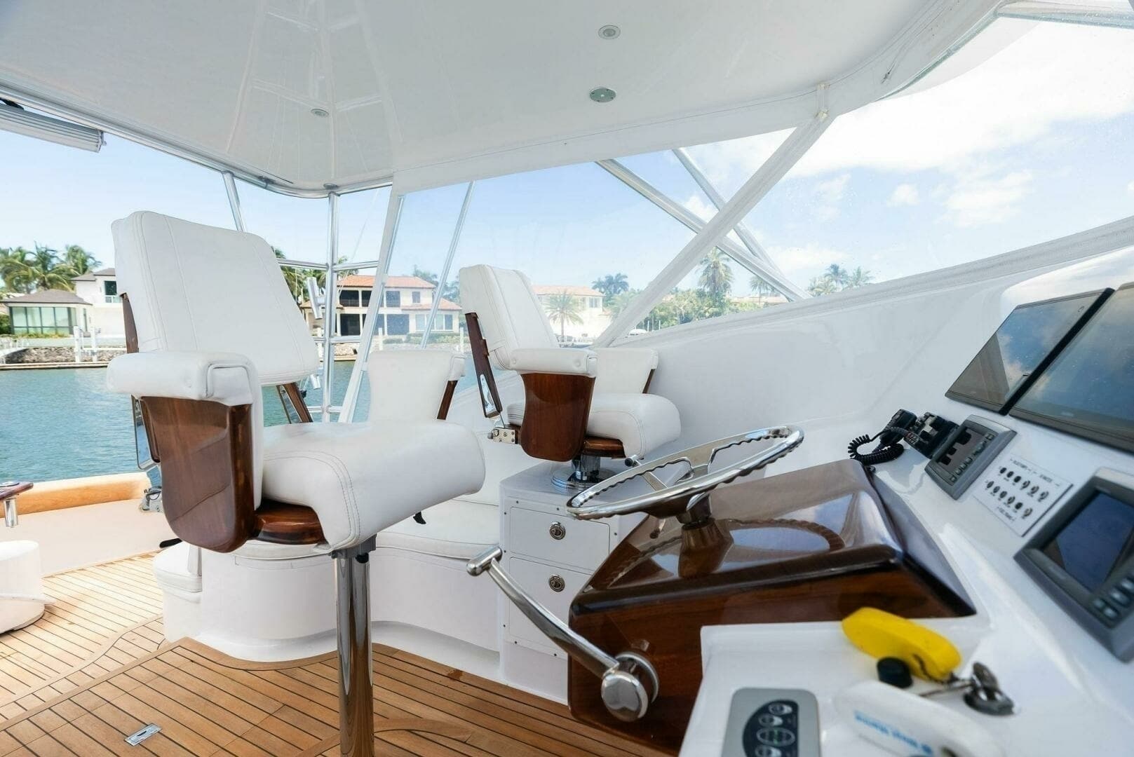 2018 Custom Carolina 35 Express