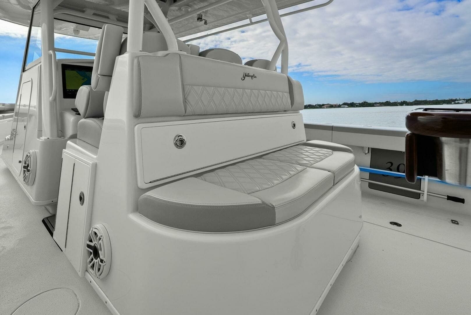 2023 Yellowfin 39 Offshore