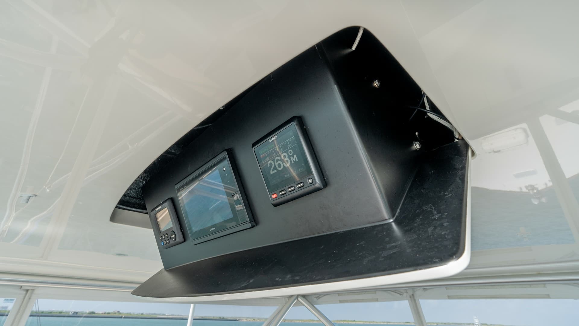 Flybridge Overhead Electronics Console