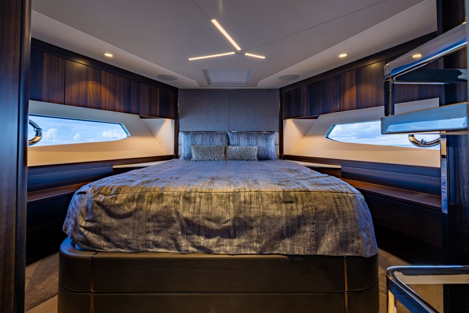 2022 Sunseeker Manhattan 68