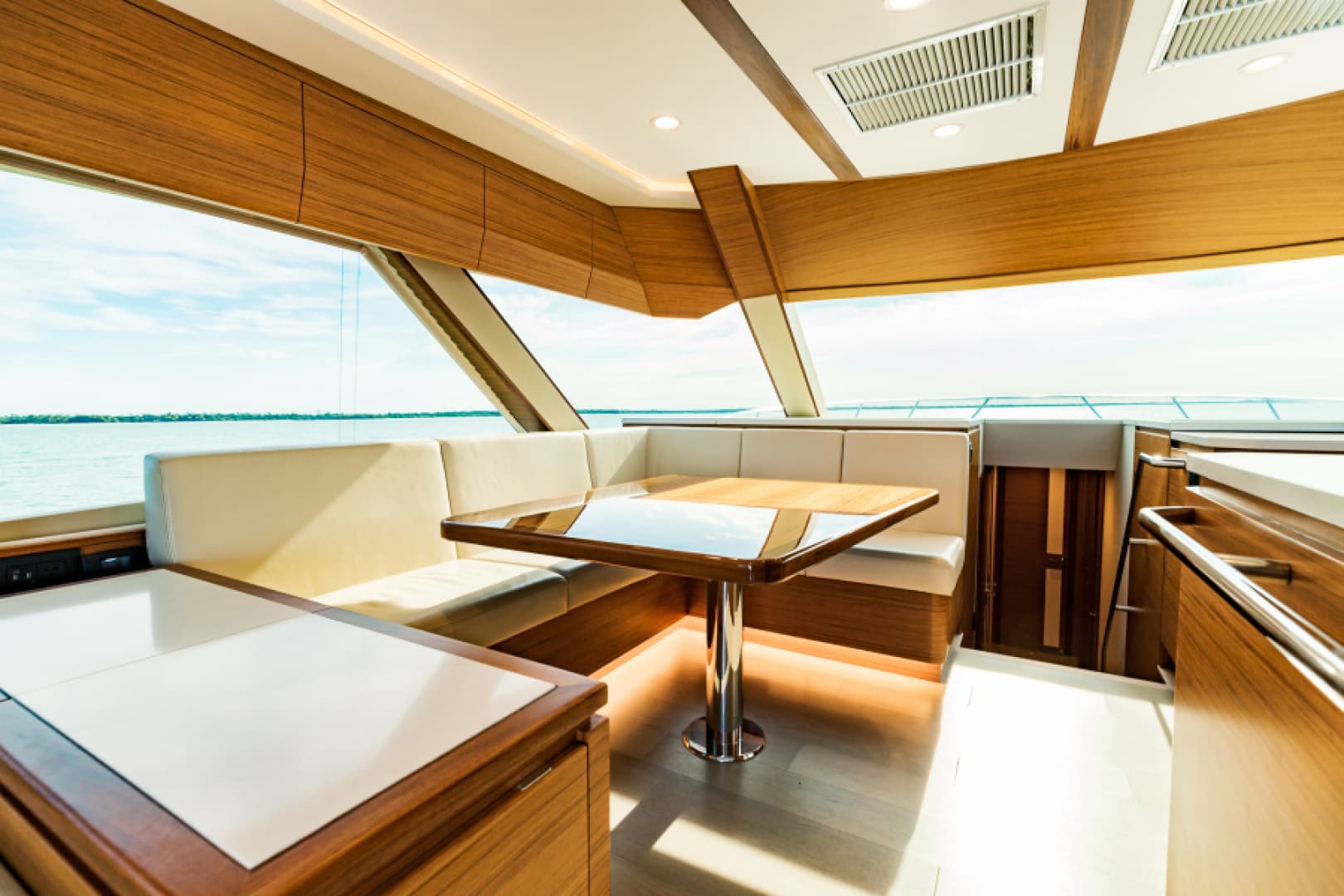2020 Bertram 61 Convertible - "SINE METU": Spacious Salon with Dinette Area
