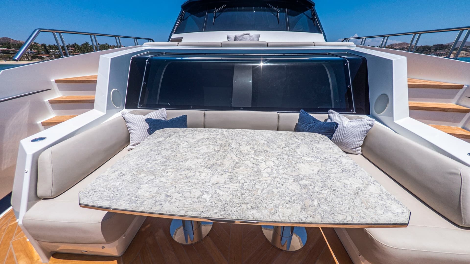 Galati-LONESTAR-Exterior12