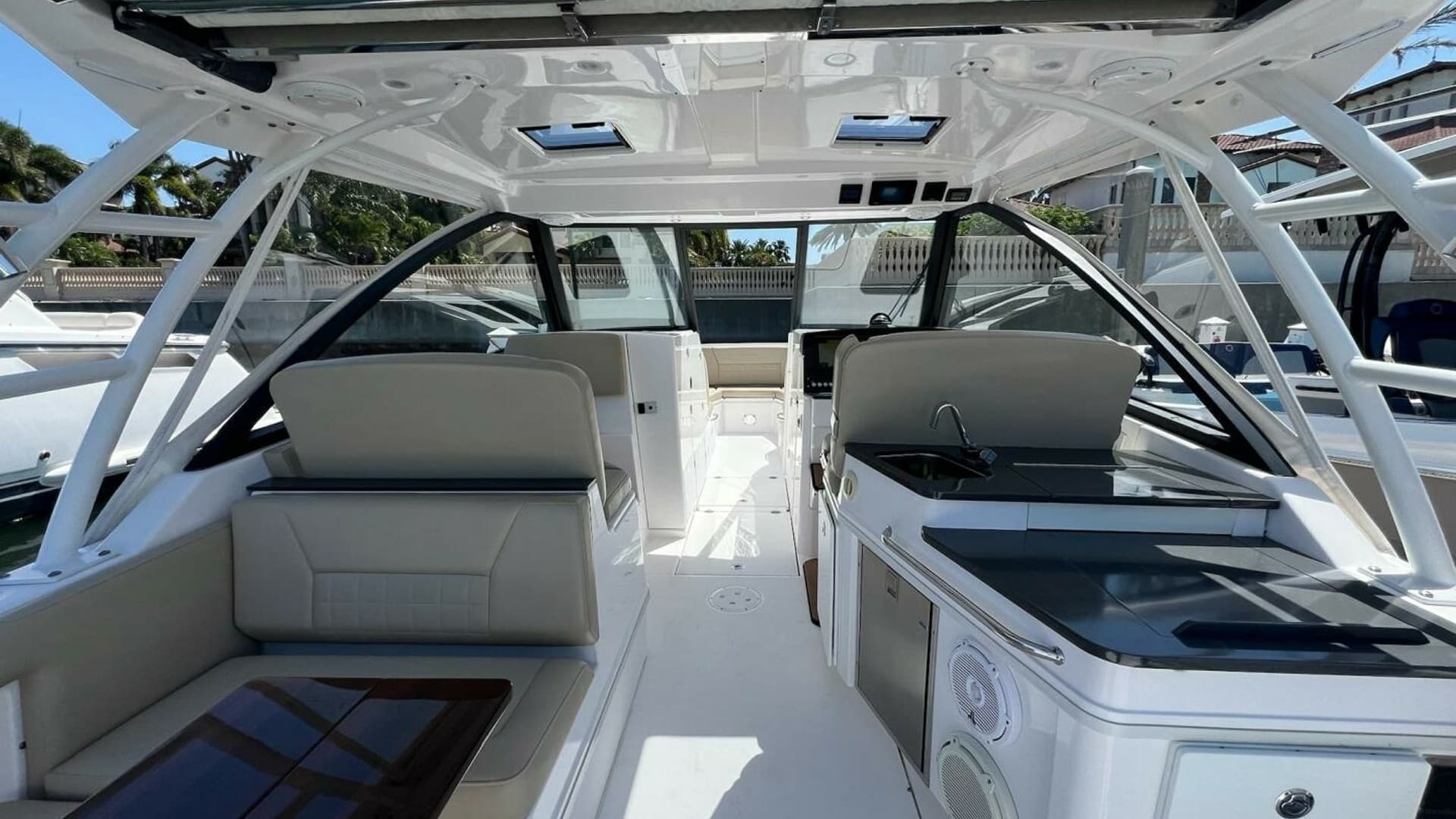 2019 Everglades 340 Dual Console- Helm