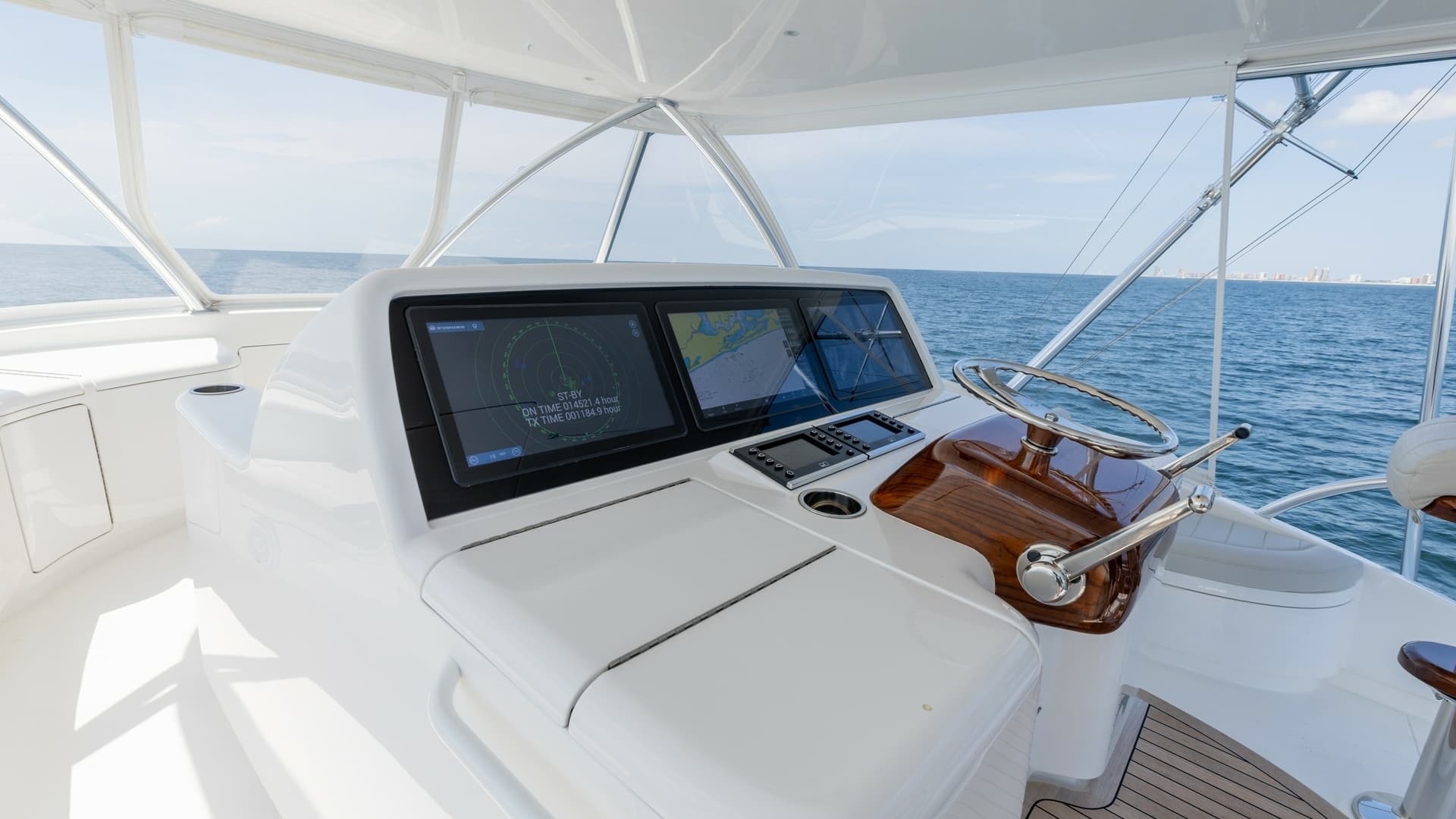 Flybridge Helm Station