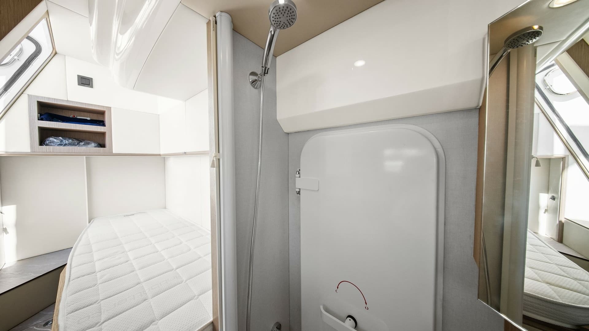 Guest Cabin with Ensuite Shower