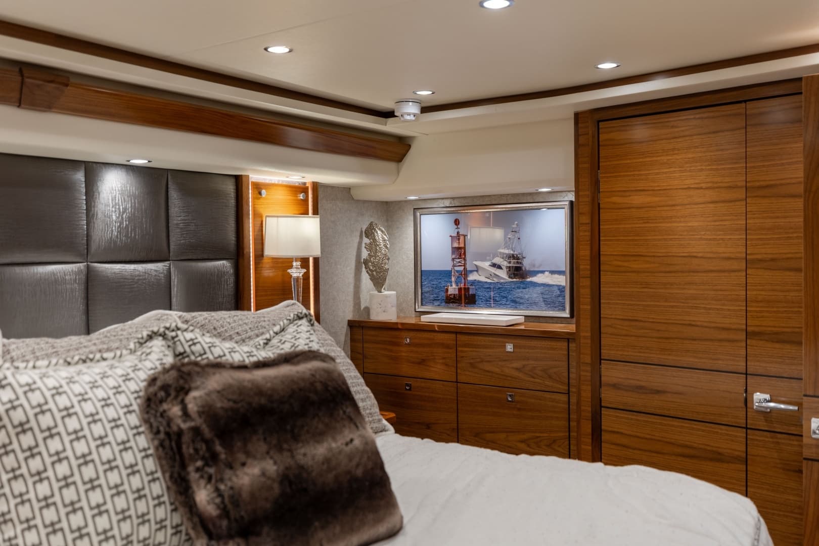 2023 Viking 72 Convertible- TEAM SUPREME- Master Stateroom