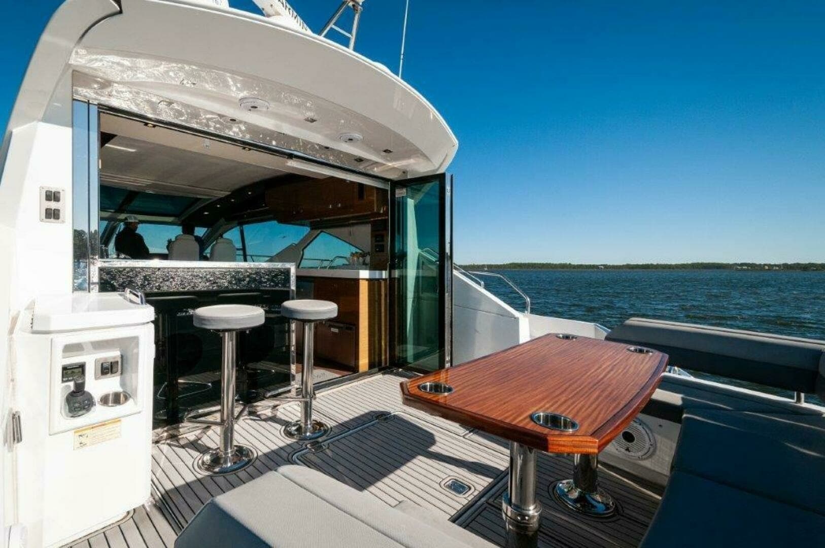 2020 Cruisers Yachts- HARPER BELL- Cockpit 5