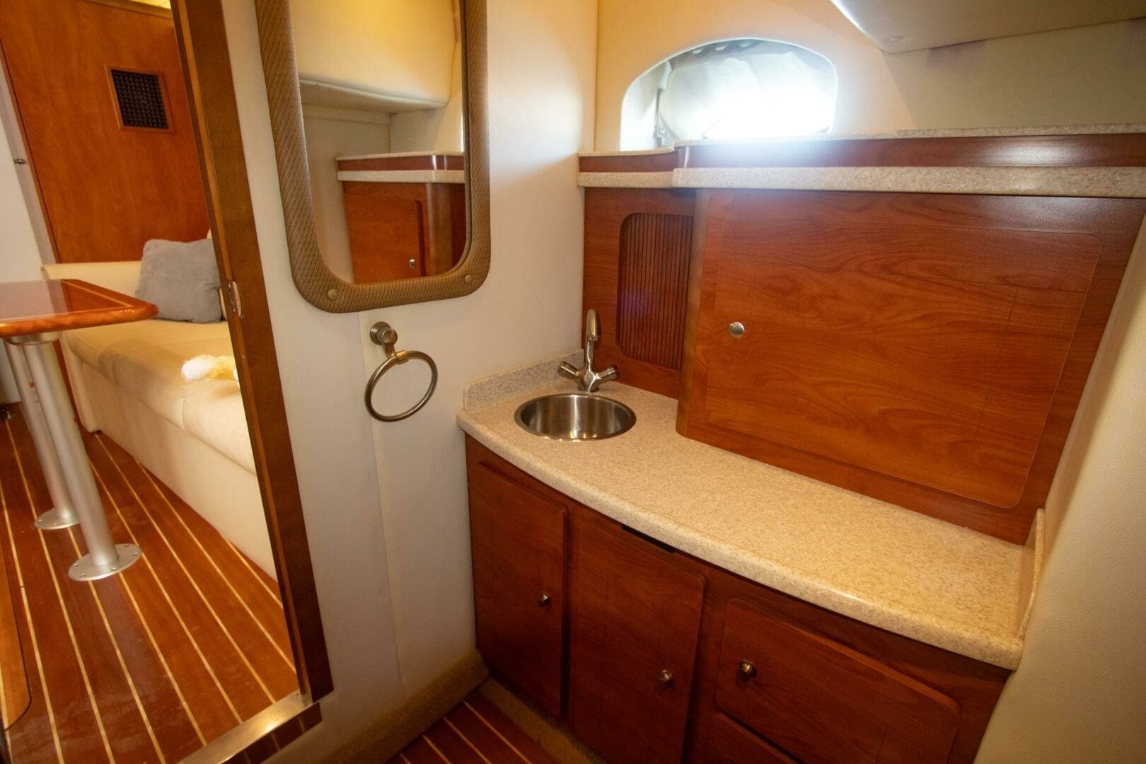 2008 Rinker 40 Express Cruiser