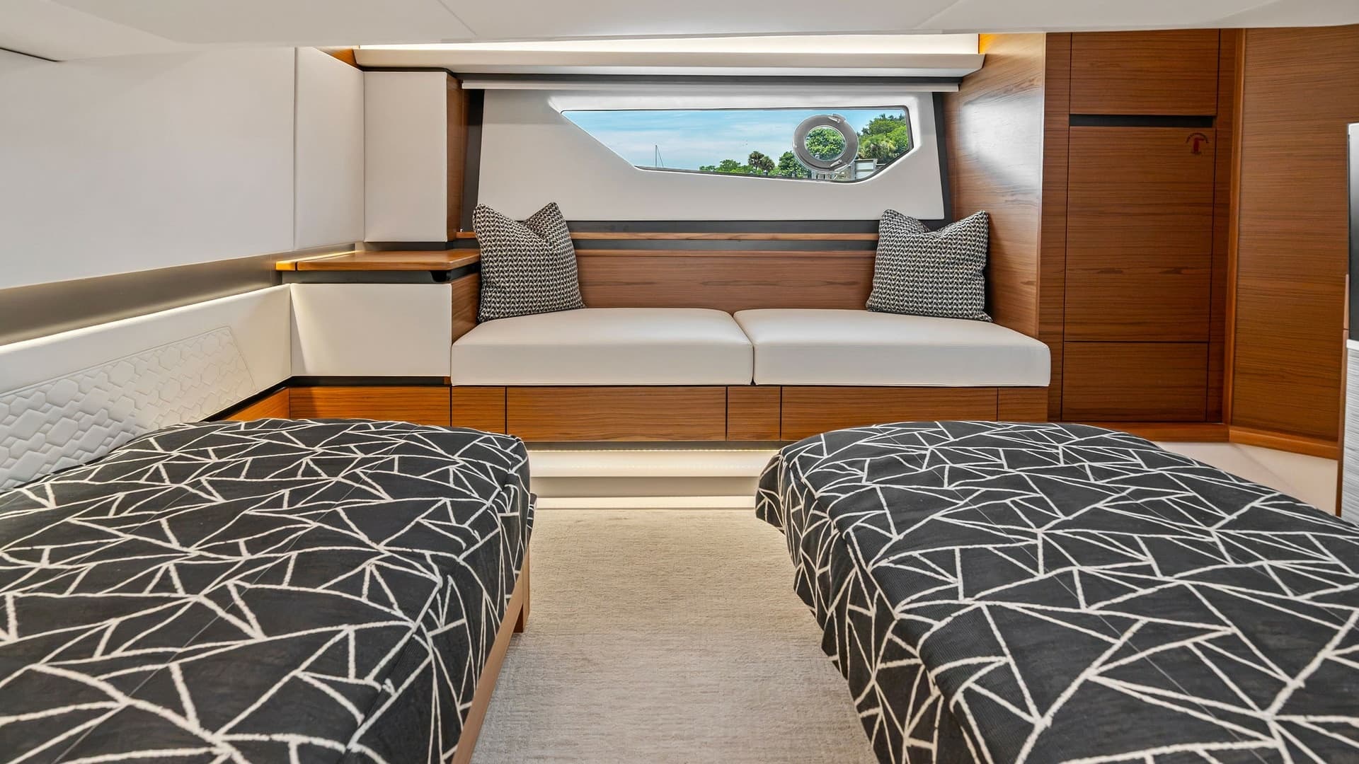Twin Guest Stateroom with Seating