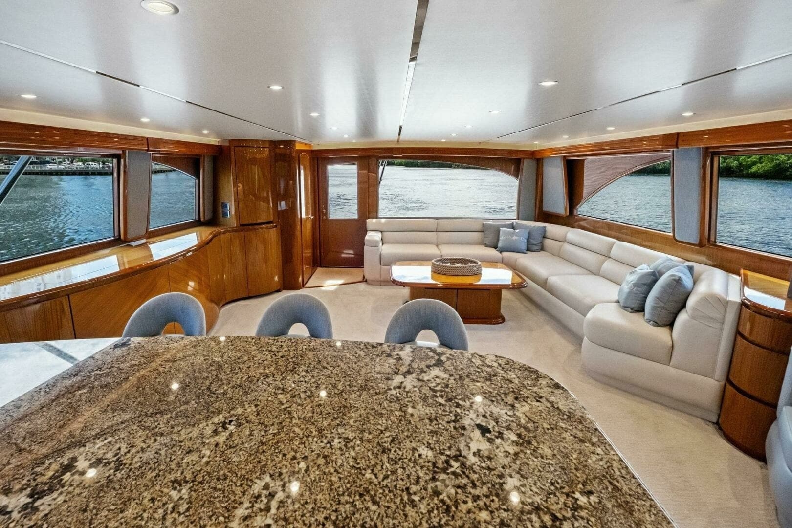 2012 82 Viking Convertible - Lady Di
