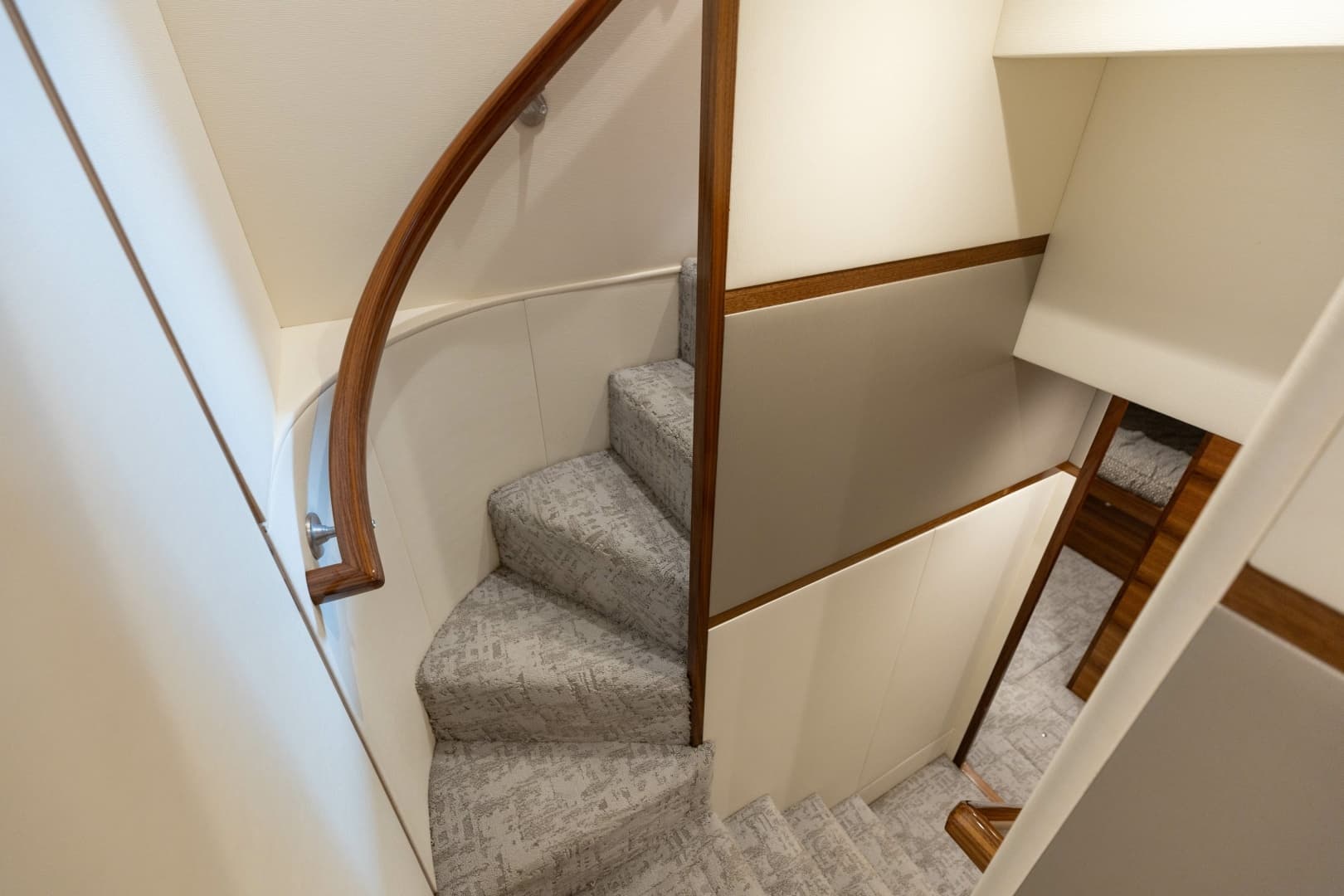 2023 Viking 72 Convertible- TEAM SUPREME- Companionway