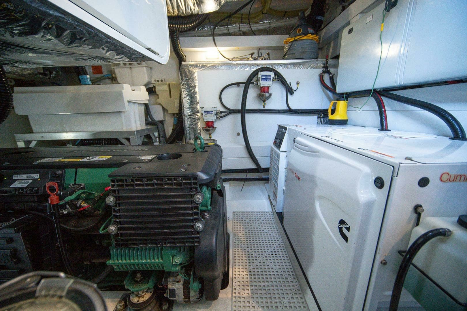 2016 Princess V48