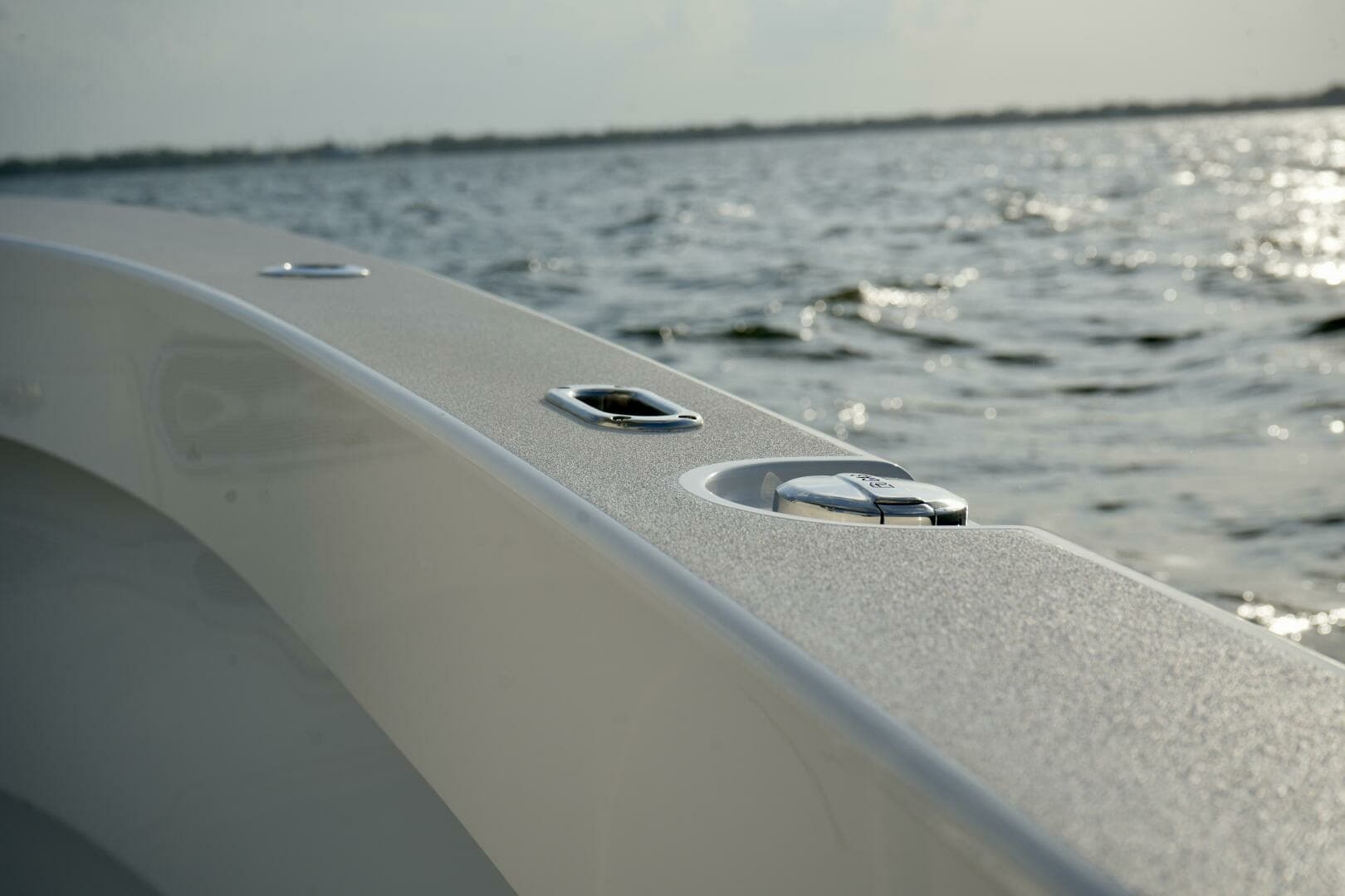 Reef Runner 23 - Deck Equipment