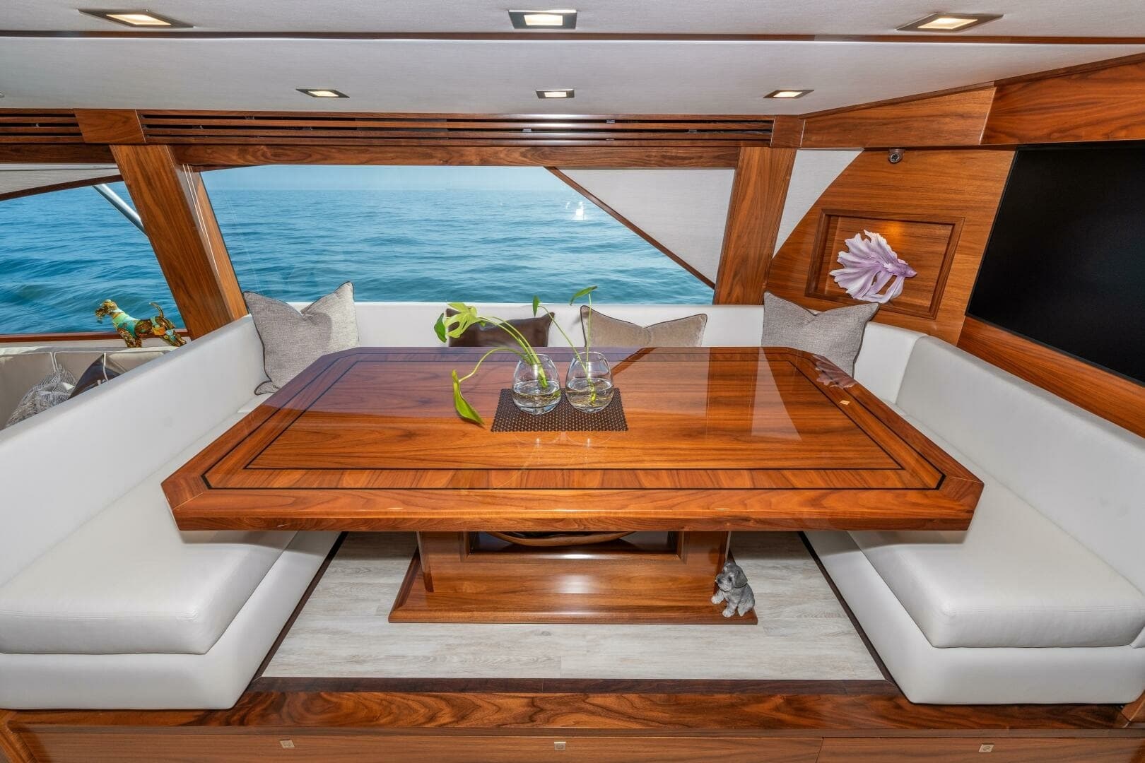 2025 Viking 90C "Zatara" 