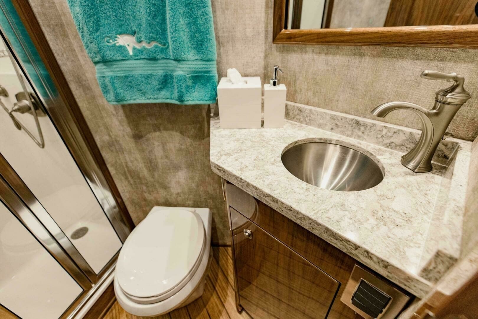 2020 Viking 72 Enclosed Bridge