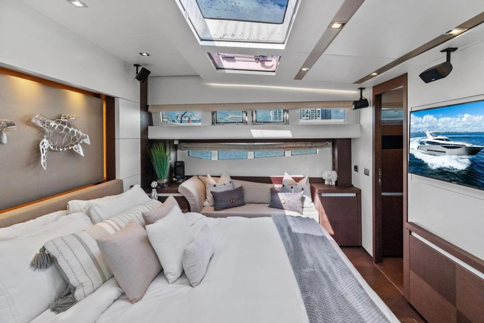 2016 Prestige 750