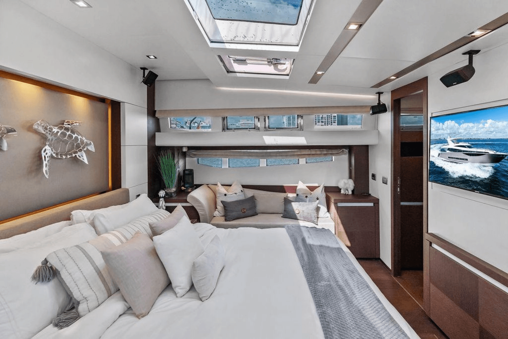 2016 Prestige 750