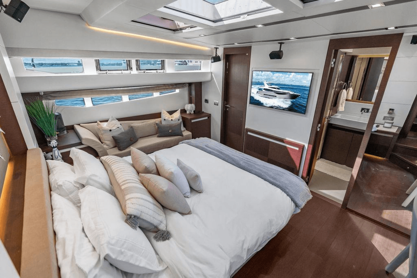 2016 Prestige 750