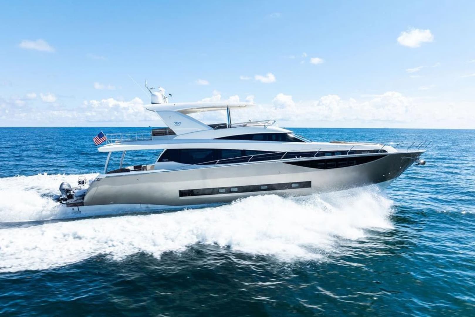 2016 Prestige 750