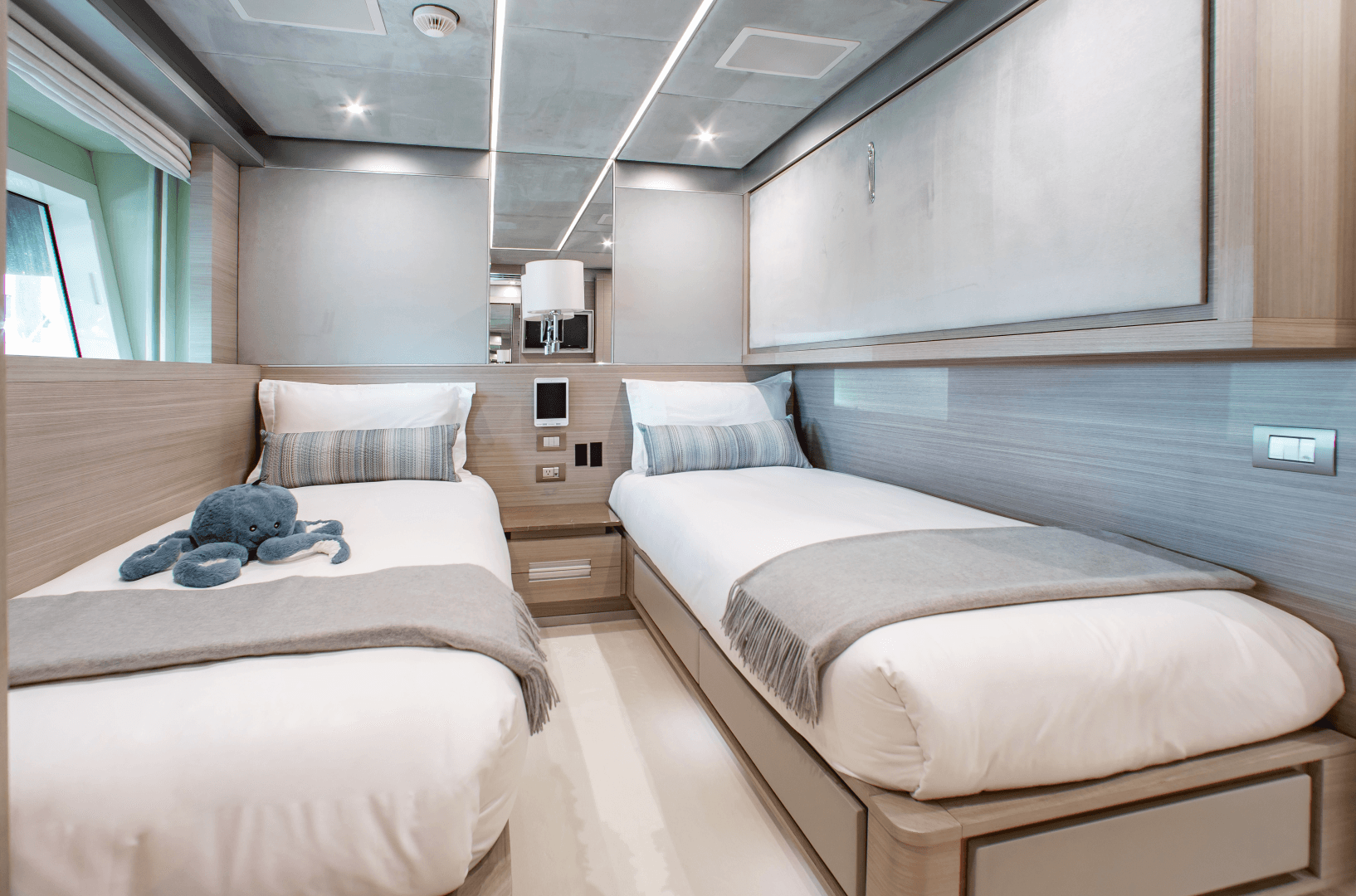 2014 Benetti Veloce 140