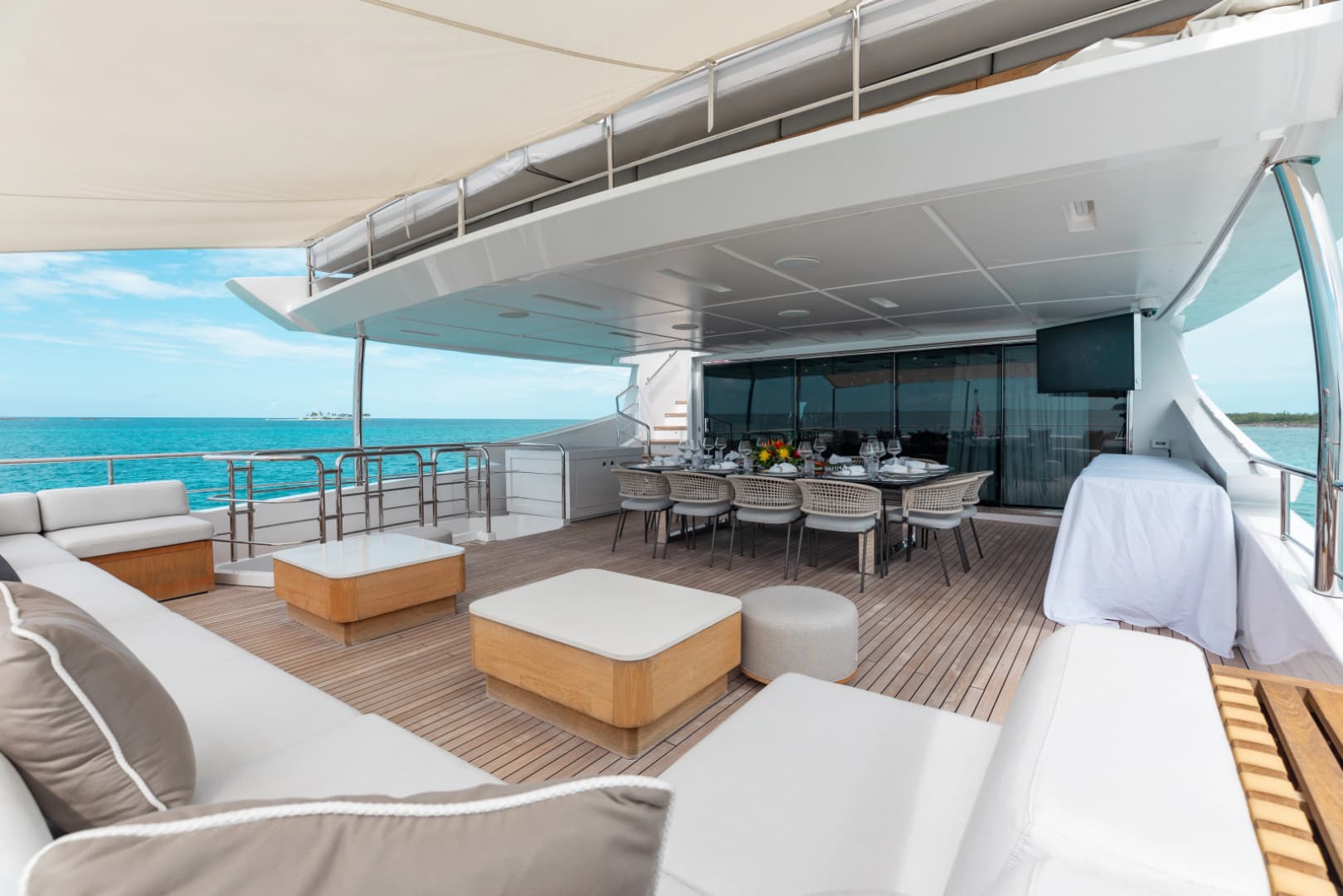 2014 Benetti Veloce 140