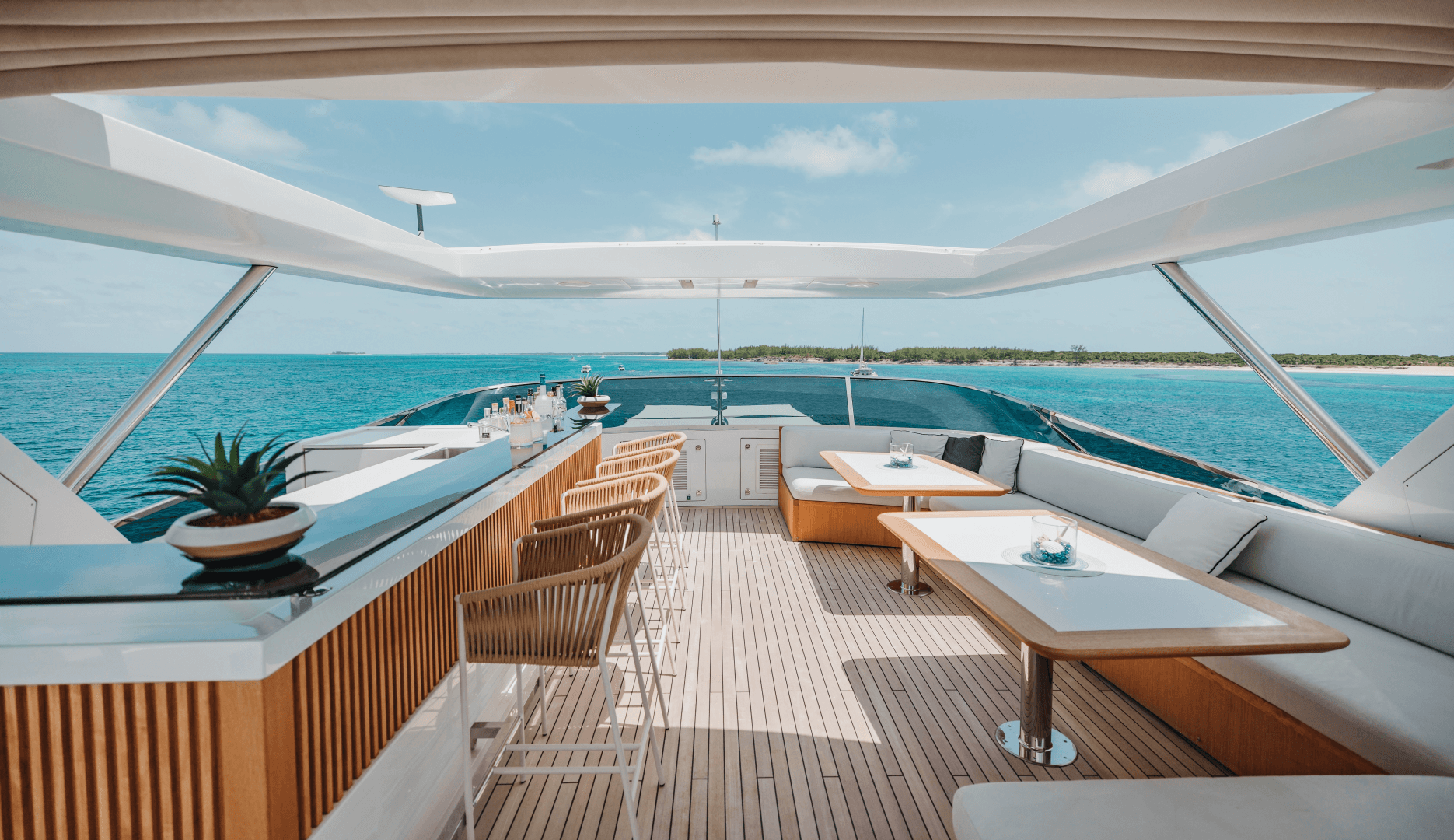 2014 Benetti Veloce 140