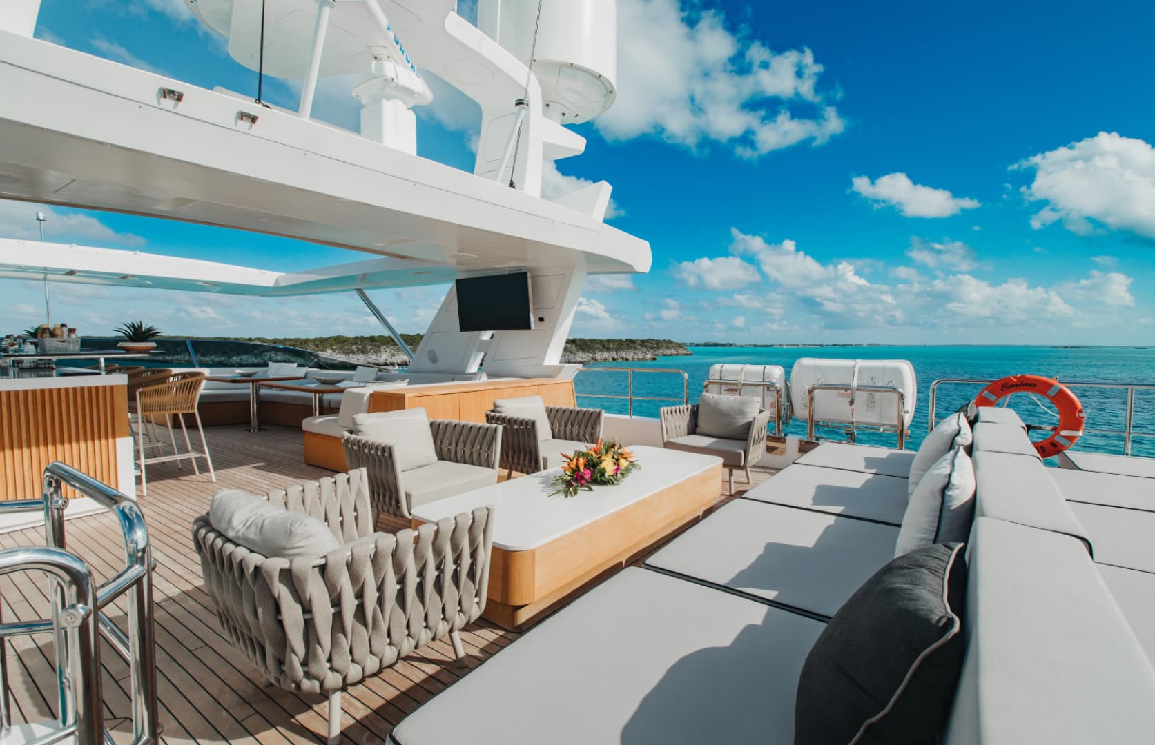 2014 Benetti Veloce 140