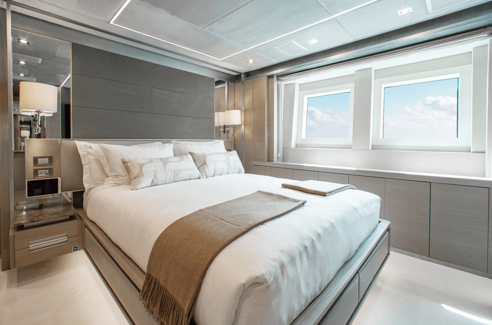 2014 Benetti Veloce 140