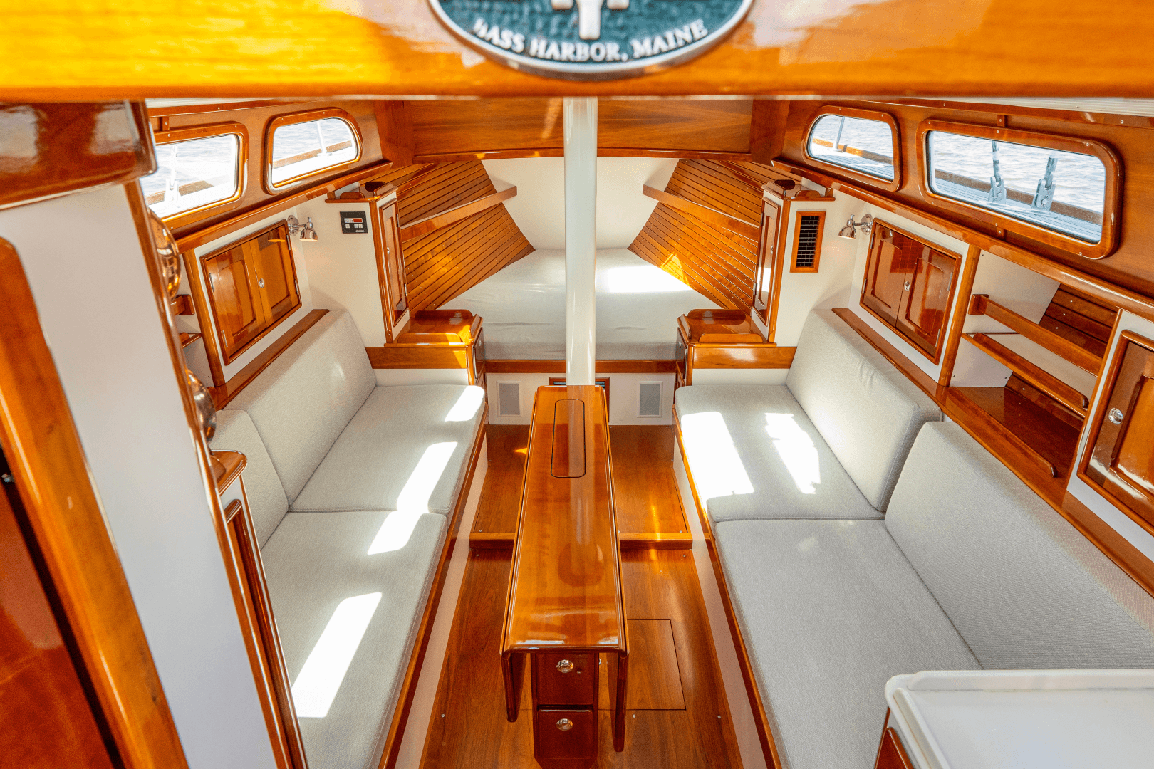 2008 Morris M42