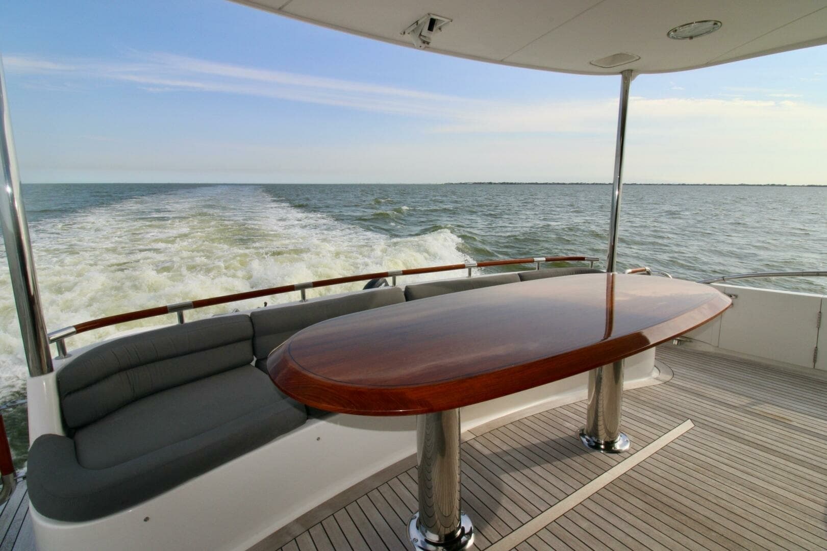 2007 Lazzara 74 Motor Yacht Kathleen