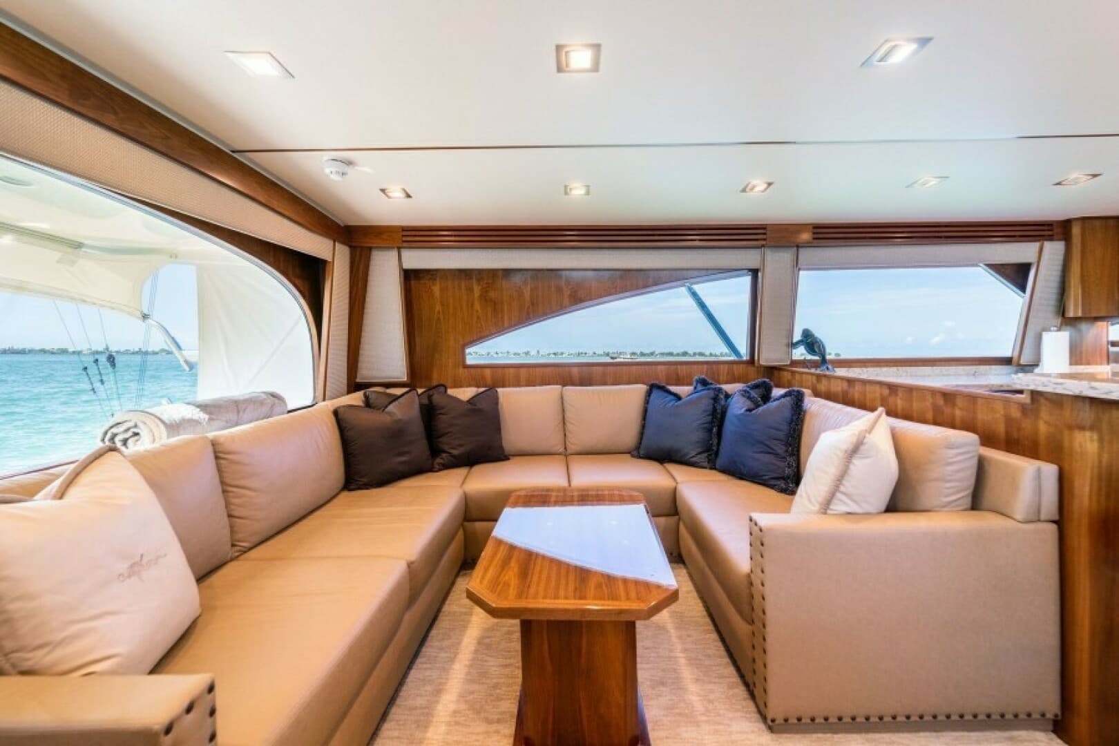 2018 Viking 72 Convertible - Wrapped Up