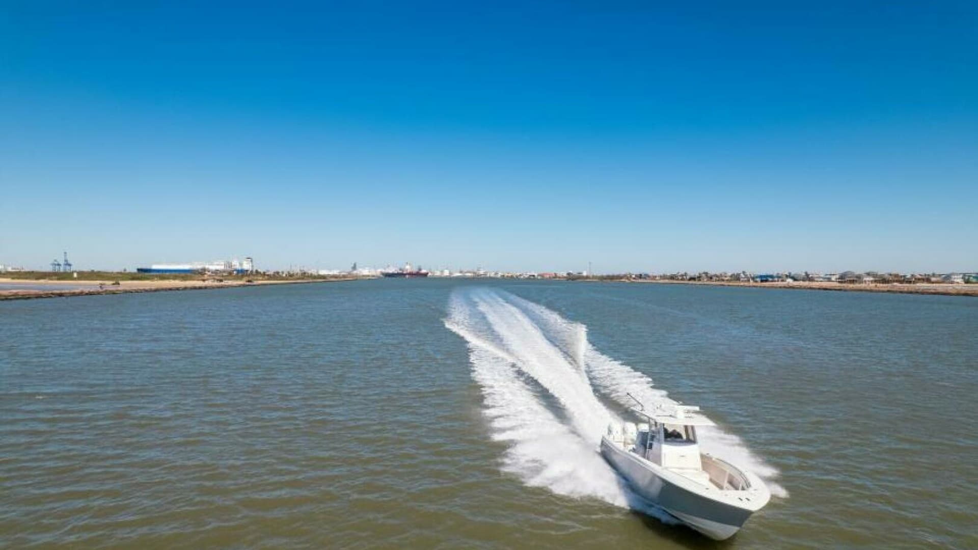 2019 Invincible 39 Open