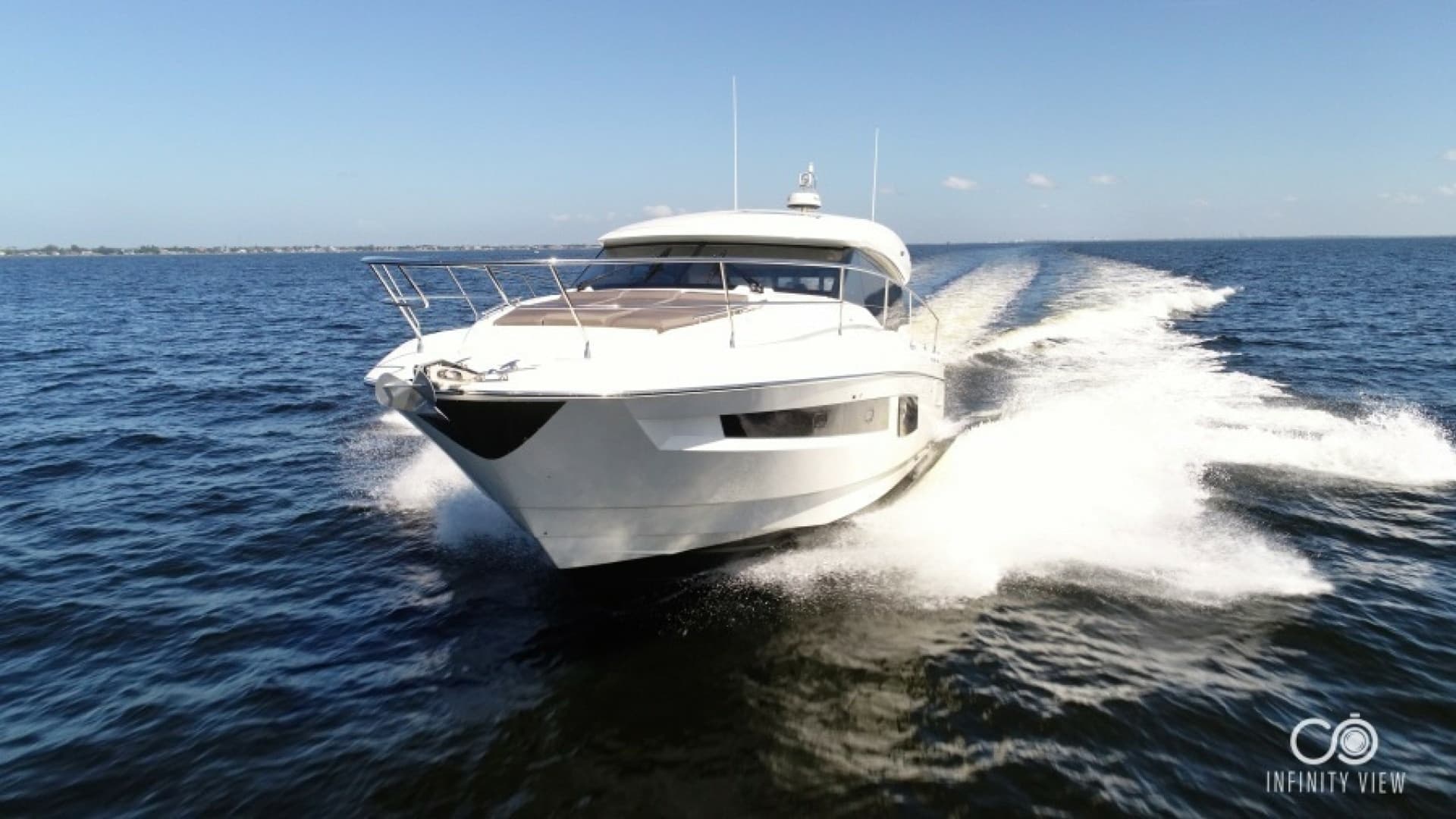 2018 Prestige 460 S Yacht - Unforgettable - Running Profile