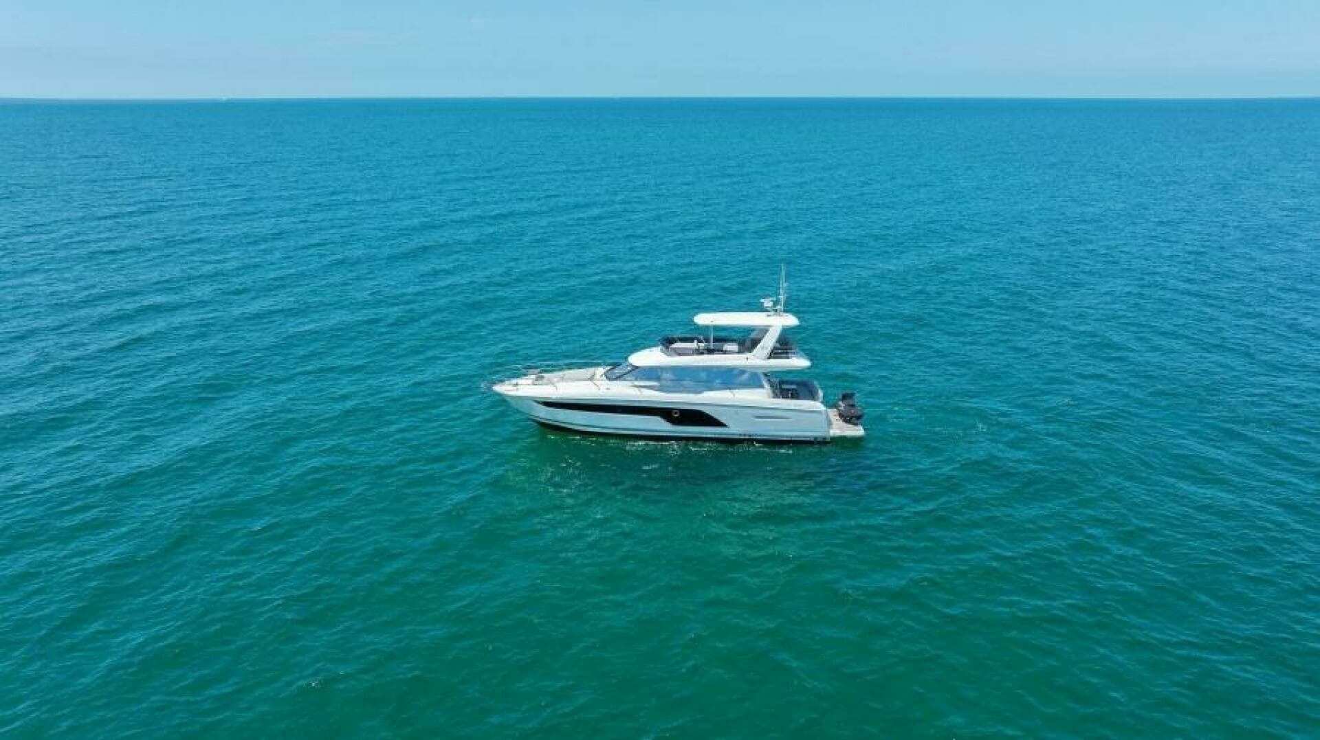 2022 59 Prestige Flybridge - How Sweet It Its - Profile