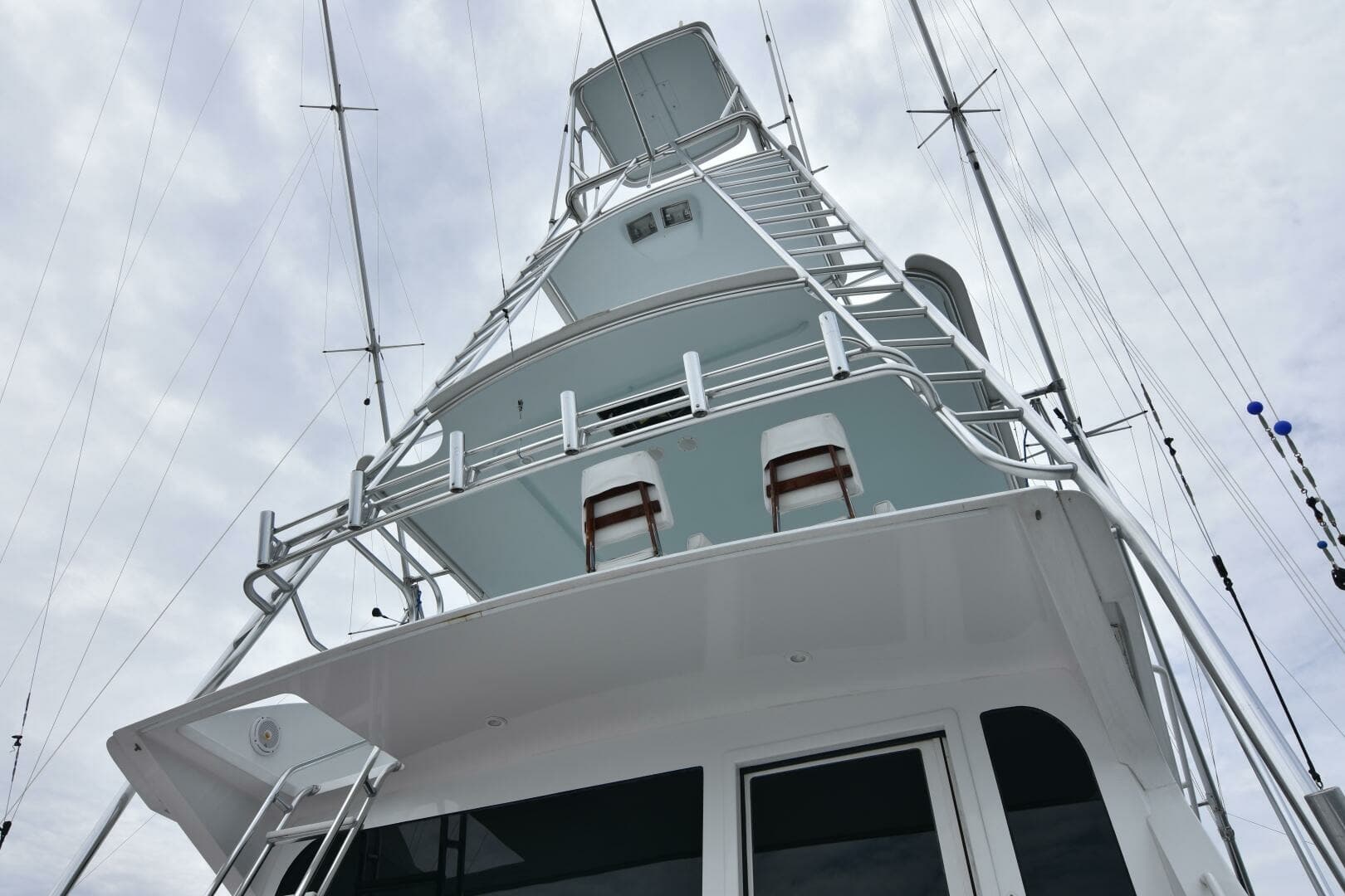 Viking 58 - Legacy -