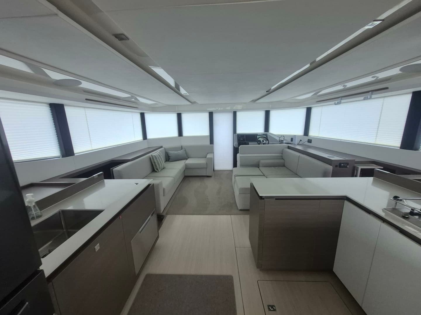 2023 Leopard 53 Powercat