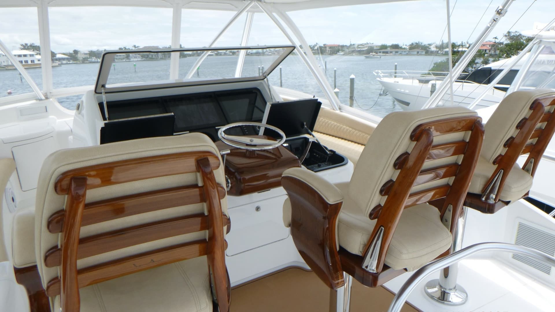 Flybridge Helm